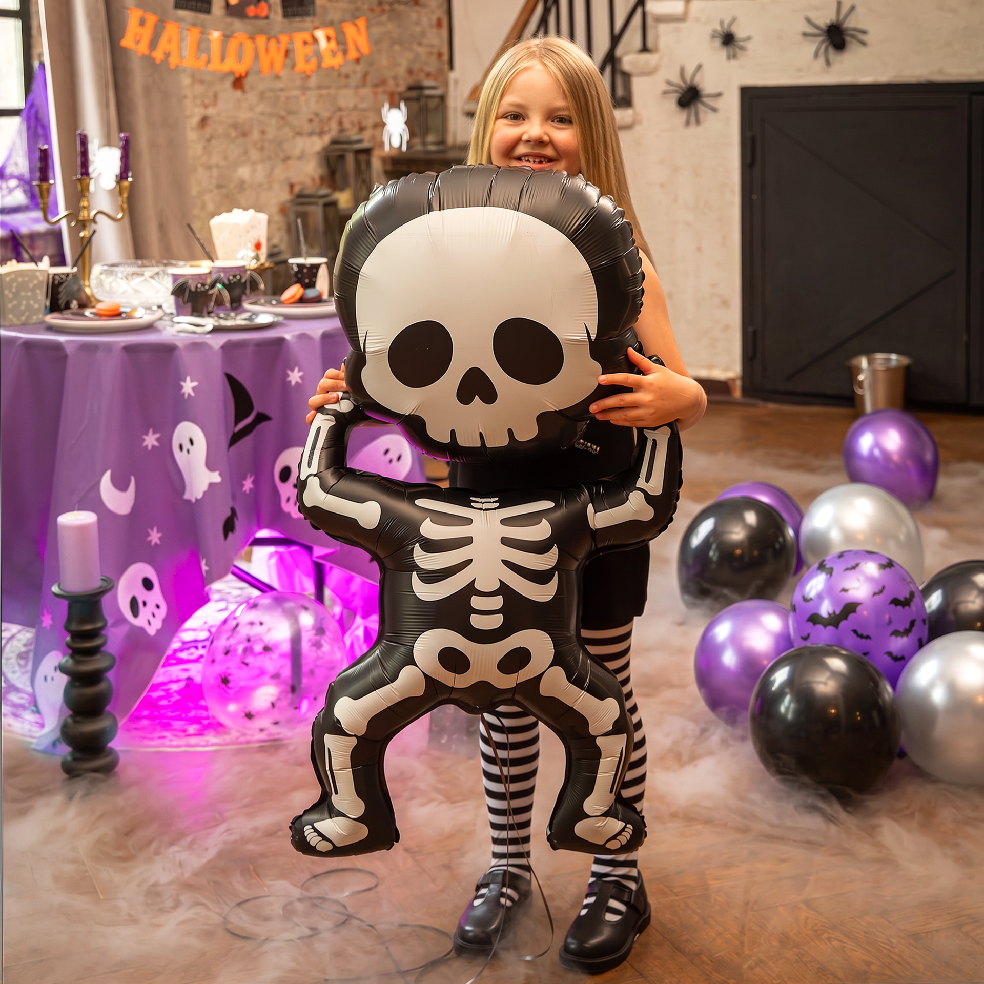 Folienballon Halloween-Skelett Spooky Friends 48 x 83 cm