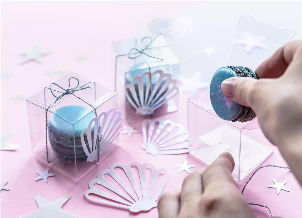 Confetti Narwhal iridescent