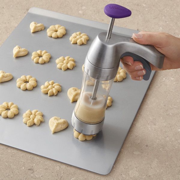 WILTON COOKIE PRESS PREFERRED