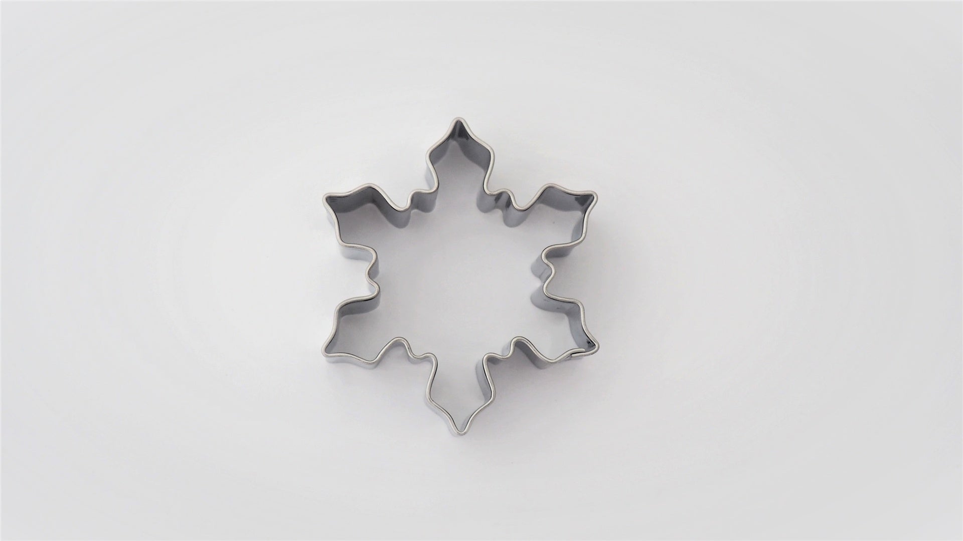 AUSSTECHER EISKRISTALL 5 X 5 CM