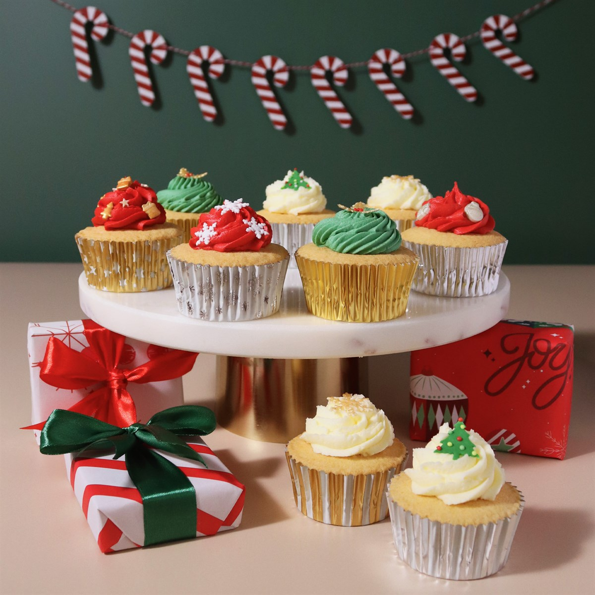 CH24BC063-pme-metallic-cupcake-foermchen-100-02.png