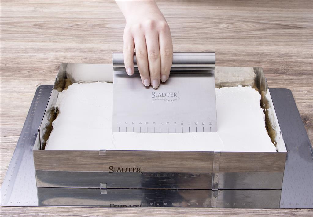 TORTENUNTERLAGE 43X32 CM